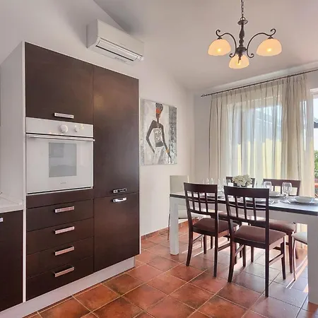 Holiday home Girasole *